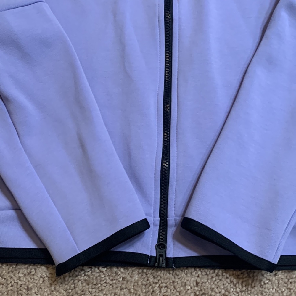 Nike tech jacket - Picture 6 of 10